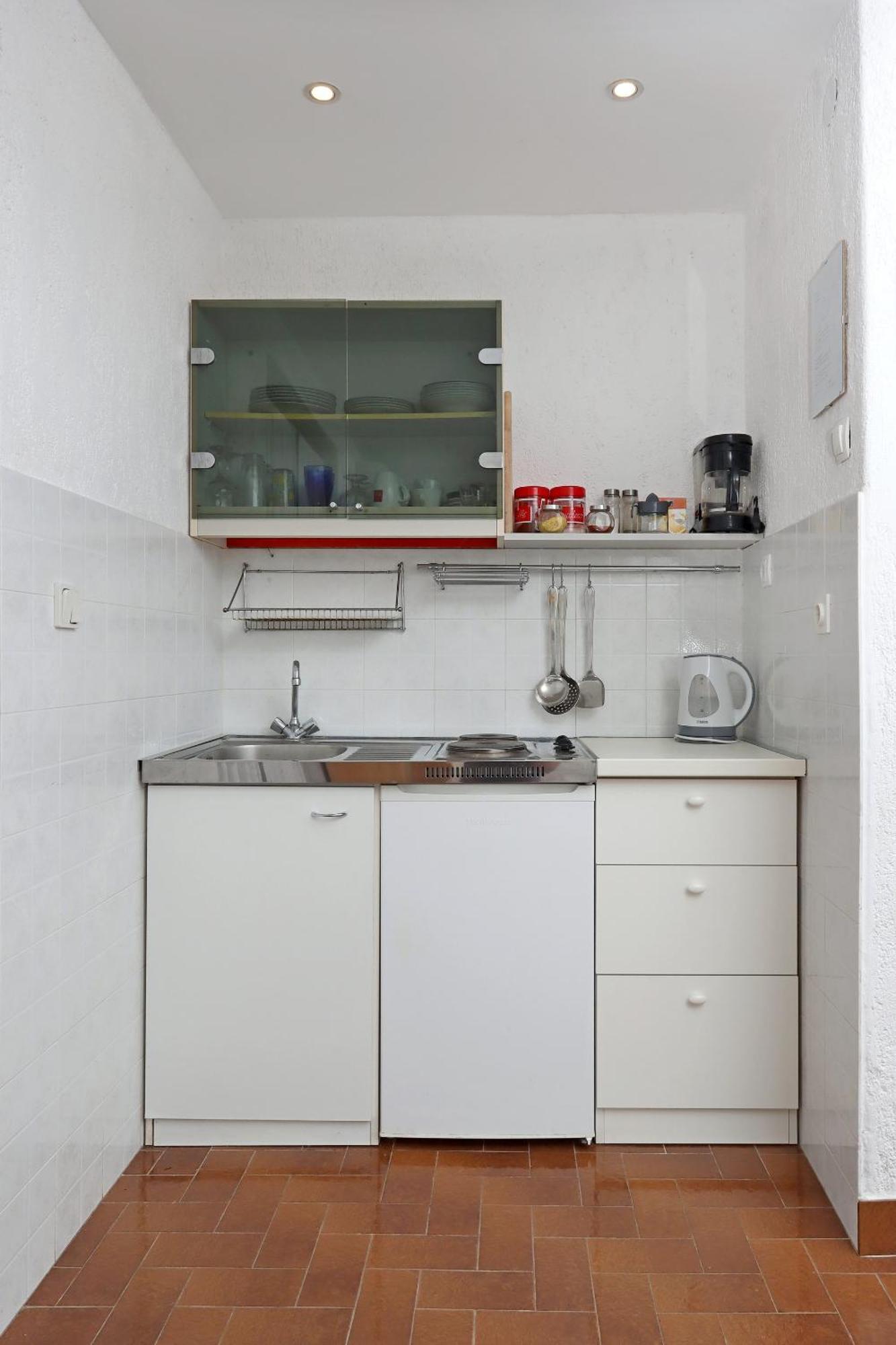 Apartments With A Parking Space Kornic, Krk - 415 المظهر الخارجي الصورة