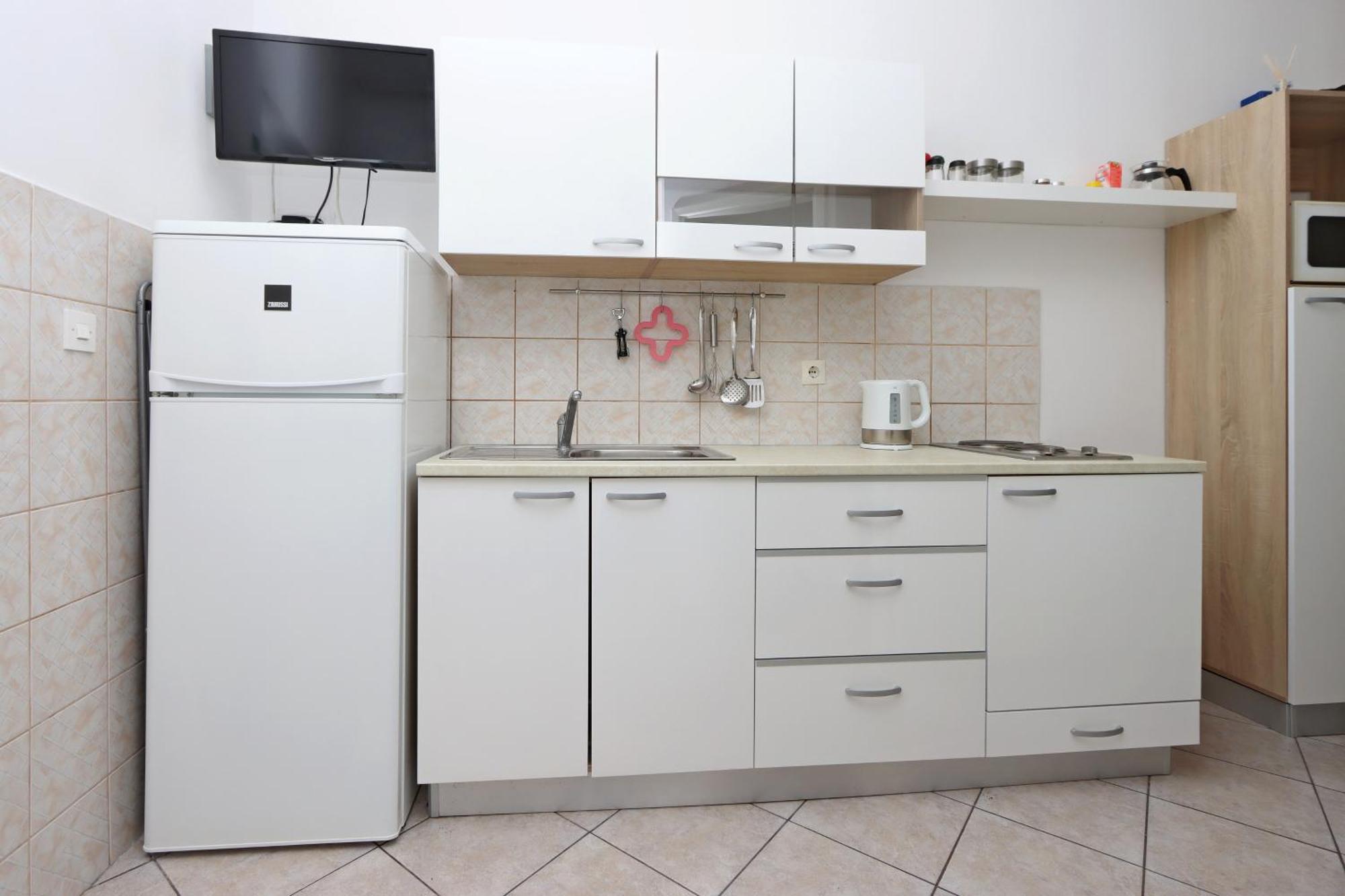 Apartments With A Parking Space Kornic, Krk - 415 المظهر الخارجي الصورة