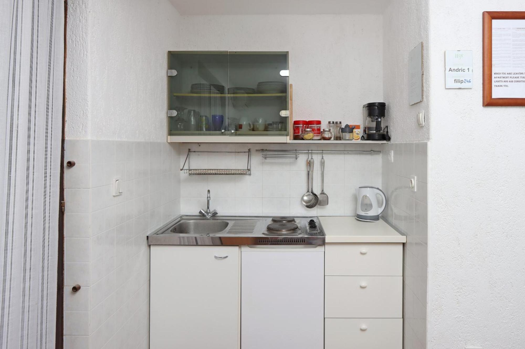 Apartments With A Parking Space Kornic, Krk - 415 الغرفة الصورة